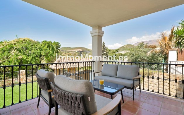 Reventa - Villa independiente - Estepona  - Valle Romano