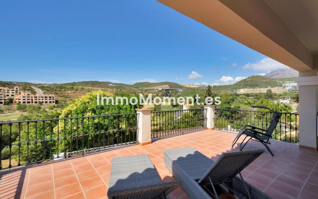Reventa - Villa independiente - Estepona  - Valle Romano