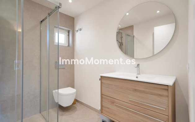 Reventa - Villa independiente - Estepona  - Valle Romano