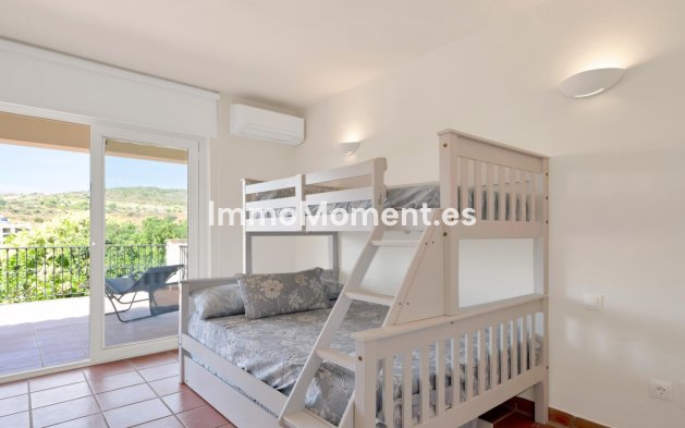 Reventa - Villa independiente - Estepona  - Valle Romano