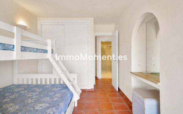 Reventa - Villa independiente - Estepona  - Valle Romano