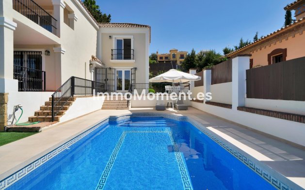 Reventa - Villa independiente - Estepona  - Valle Romano