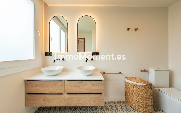 Wiederverkauf - Freistehende Villa - Benalmadena - Benalmadena Pueblo