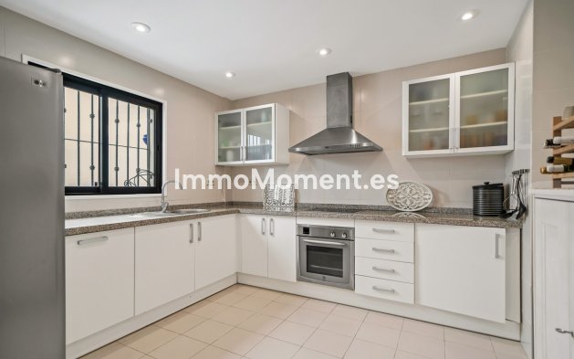 Bestaande woning - Vrijstaande villa - Marbella - La Mairena