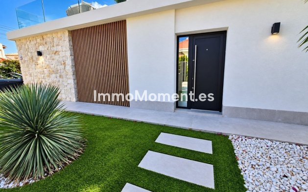 Reventa - Villa independiente - Orihuela Costa - Cabo roig - La Zenia