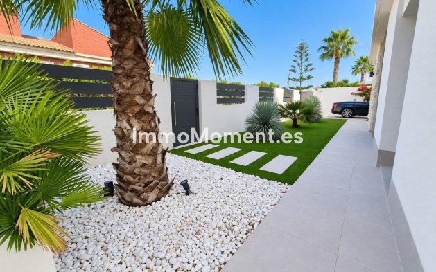 Reventa - Villa independiente - Orihuela Costa - Cabo roig - La Zenia