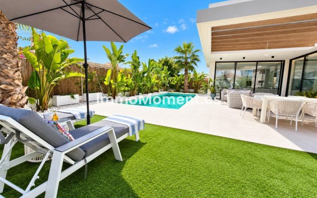 Reventa - Villa independiente - Orihuela Costa - Cabo roig - La Zenia