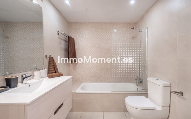 Resale - Apartment - Marbella - La Campana