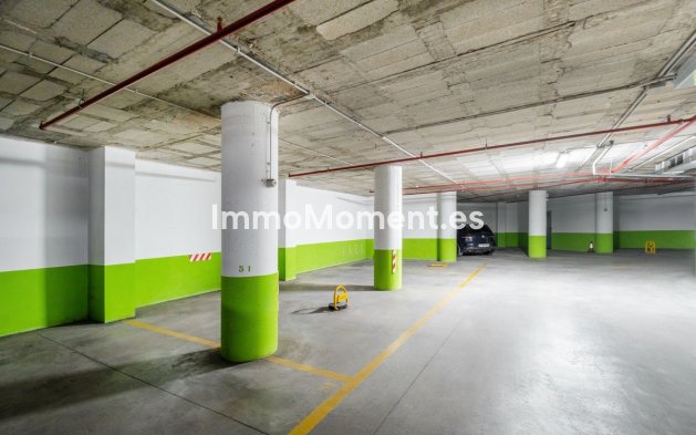 Resale - Apartment - Marbella - La Campana