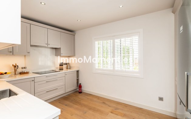 Bestaande woning - Vrijstaande villa - Marbella - Marbesa