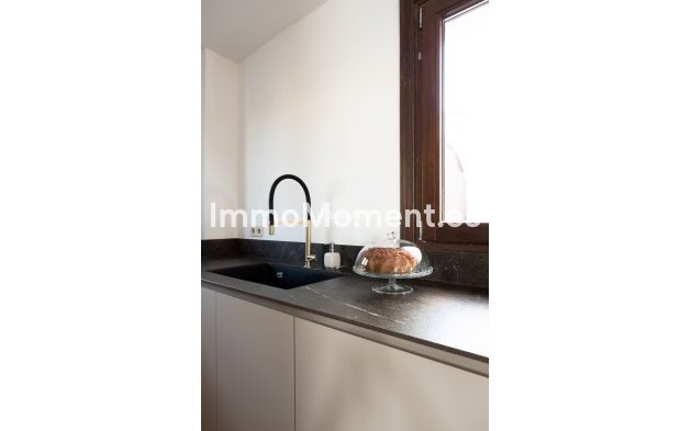 Bestaande woning - Vrijstaande villa - Estepona  - Estepona Centro