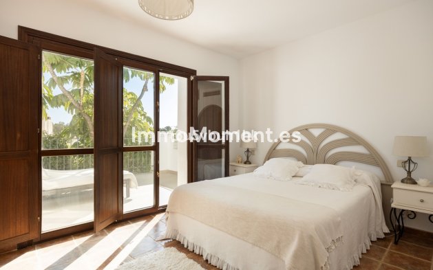 Bestaande woning - Vrijstaande villa - Estepona  - Estepona Centro