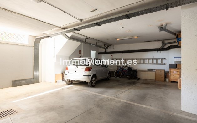 Bestaande woning - Vrijstaande villa - Estepona  - Estepona Centro