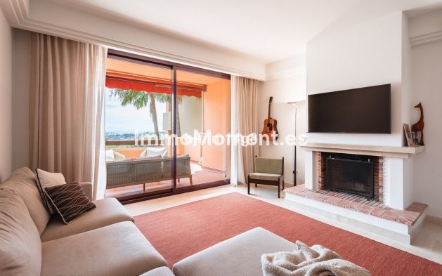 Resale - Apartment - Benahavís - Benahavís Centro