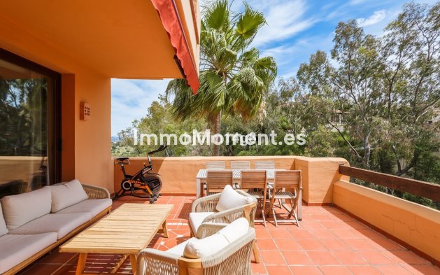 Resale - Apartment - Benahavís - Benahavís Centro