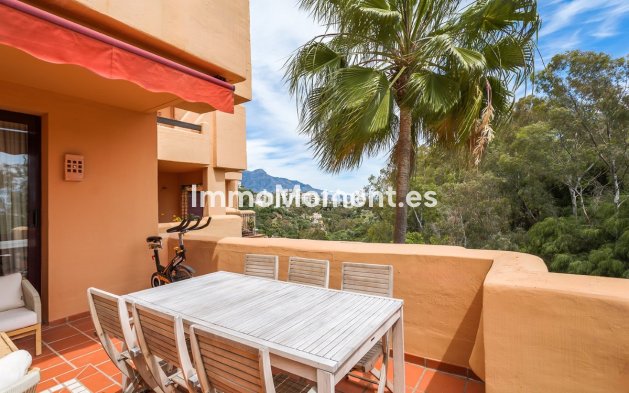 Resale - Apartment - Benahavís - Benahavís Centro
