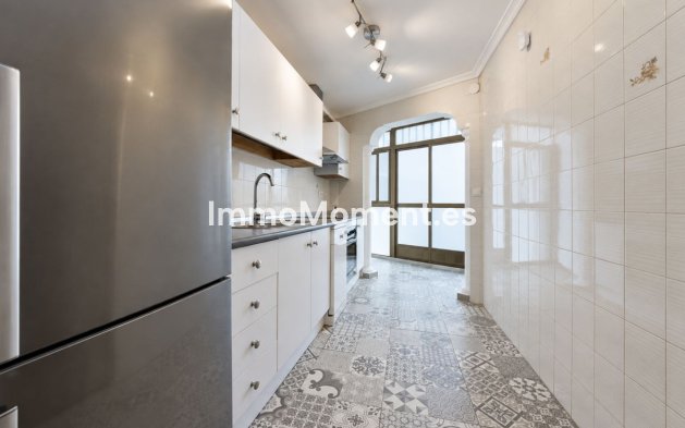 Wiederverkauf - Wohnung - Estepona  - Estepona Centro