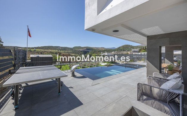 Reventa - Villa independiente - Estepona  - Valle Romano