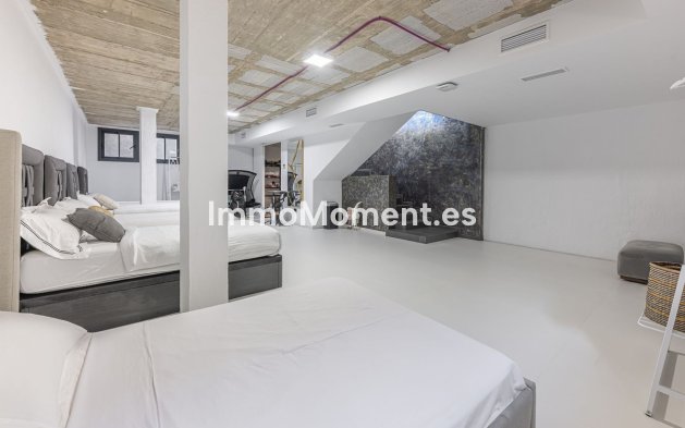 Reventa - Villa independiente - Estepona  - Valle Romano