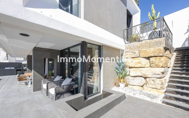 Reventa - Villa independiente - Estepona  - Valle Romano