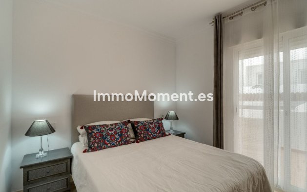 Resale - Apartment - Marbella - La Mairena