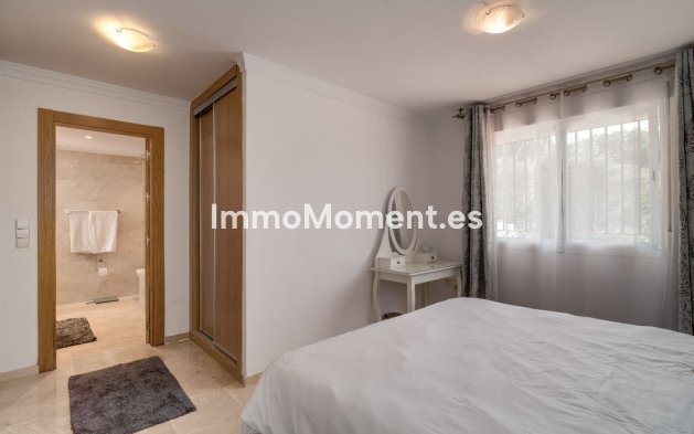 Resale - Apartment - Marbella - La Mairena