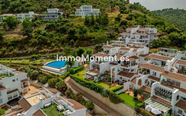 Resale - Apartment - Marbella - La Mairena
