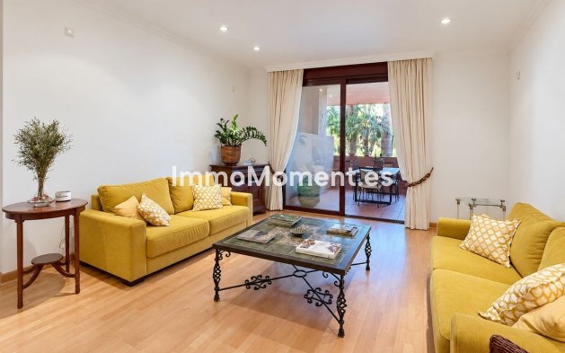 Bestaande woning - Appartement - Estepona  - Estepona Centro