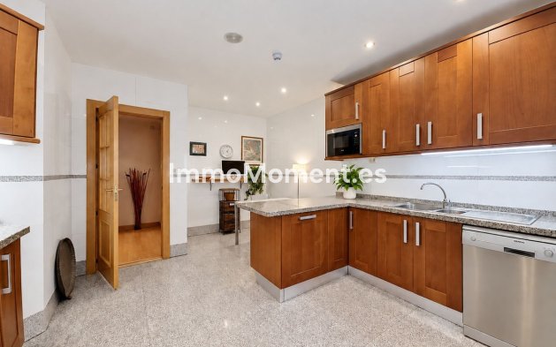 Bestaande woning - Appartement - Estepona  - Estepona Centro