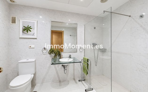 Bestaande woning - Appartement - Estepona  - Estepona Centro
