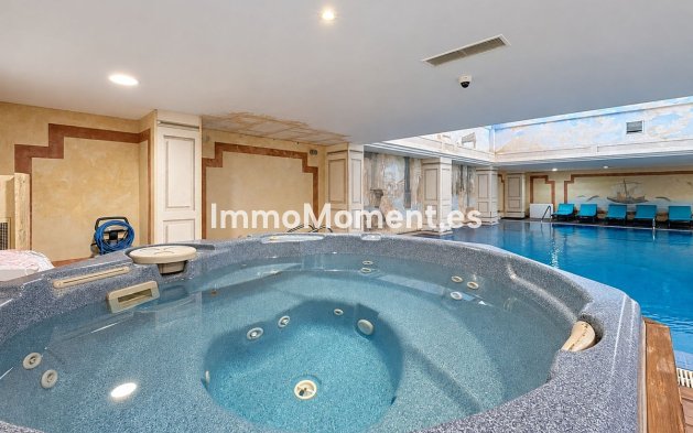 Bestaande woning - Appartement - Estepona  - Estepona Centro