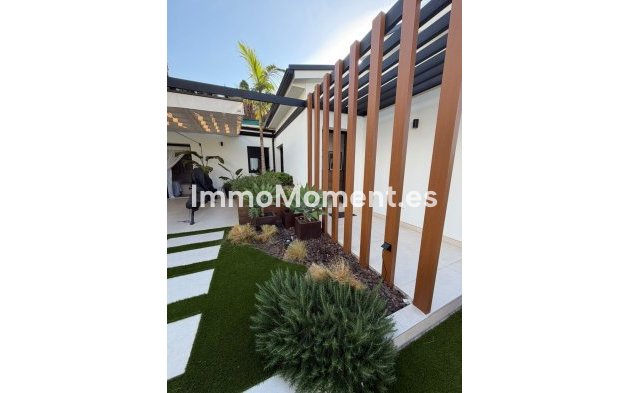 Resale - Detached villa - Benalmadena - Arroyo de la Miel