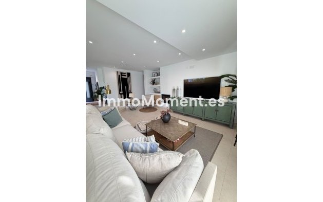 Resale - Detached villa - Benalmadena - Arroyo de la Miel