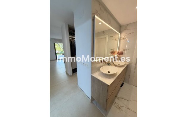 Resale - Detached villa - Benalmadena - Arroyo de la Miel