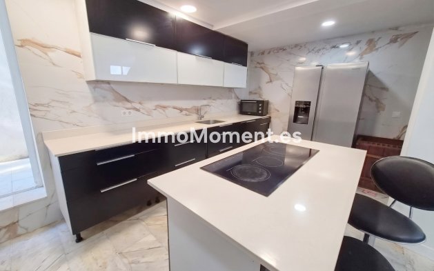 Reventa - Villa independiente - Benalmadena - Benalmadena Centro
