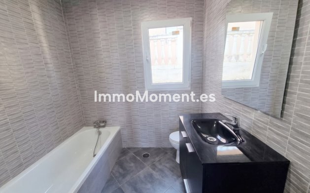 Reventa - Villa independiente - Benalmadena - Benalmadena Centro