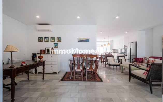 Wiederverkauf - Freistehende Villa - Marbella - Reserva de Marbella
