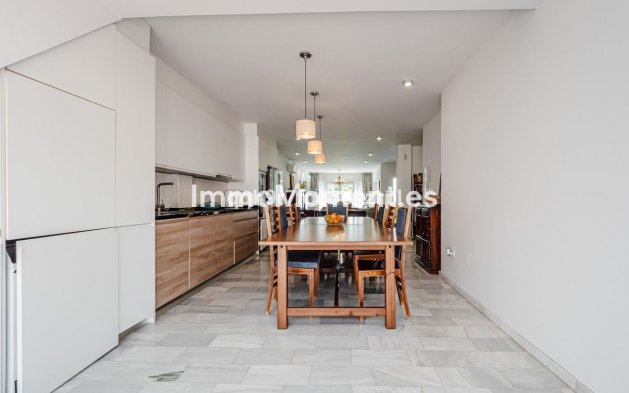 Wiederverkauf - Freistehende Villa - Marbella - Reserva de Marbella