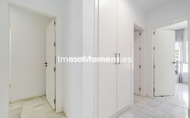 Wiederverkauf - Freistehende Villa - Marbella - Reserva de Marbella
