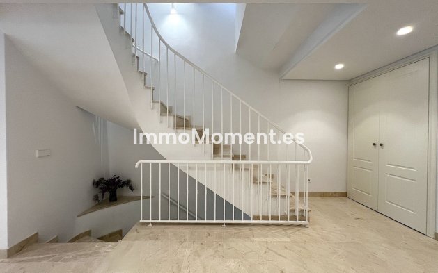 Bestaande woning - Rijtjeshuis - Estepona  - Estepona Centro