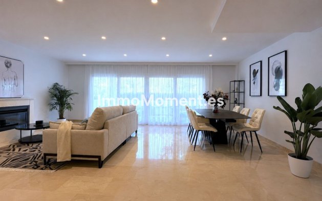 Bestaande woning - Rijtjeshuis - Estepona  - Estepona Centro