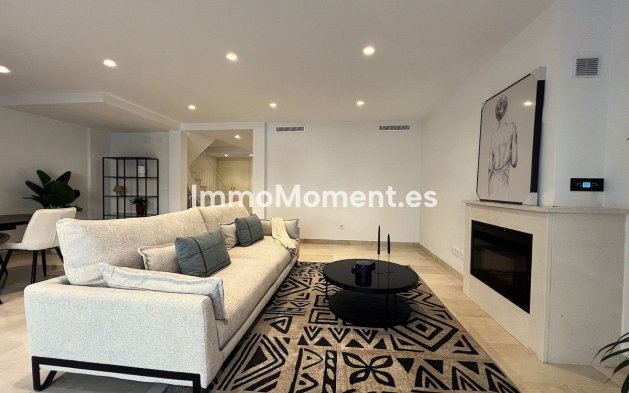 Bestaande woning - Rijtjeshuis - Estepona  - Estepona Centro