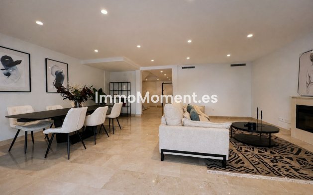 Bestaande woning - Rijtjeshuis - Estepona  - Estepona Centro