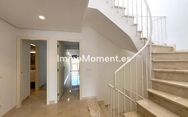 Bestaande woning - Rijtjeshuis - Estepona  - Estepona Centro