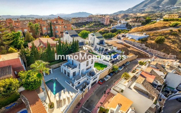 Reventa - Villa independiente - Fuengirola - Torreblanca