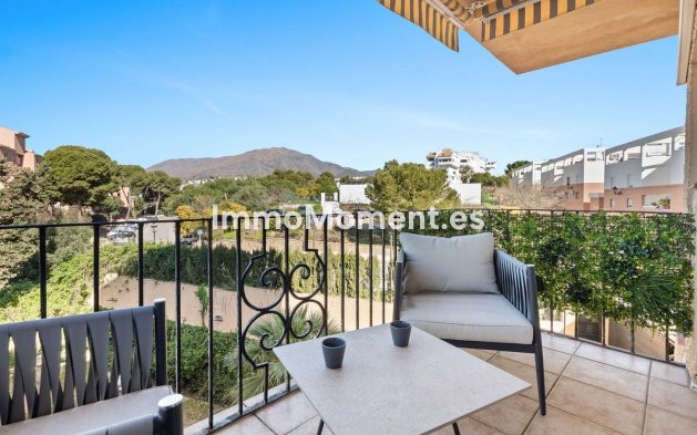 Resale - Apartment - Estepona - Estepona Centro