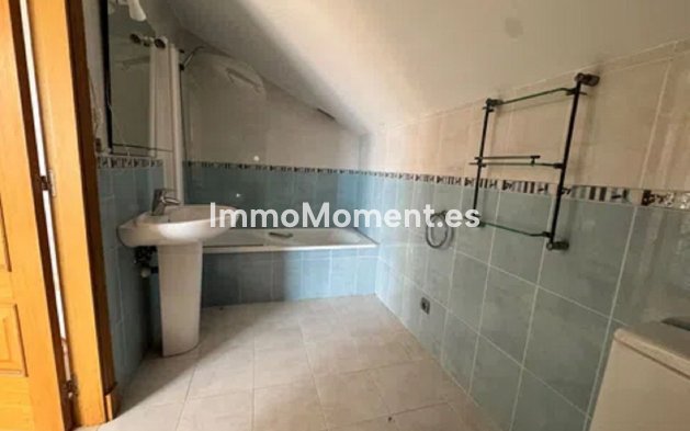 Resale - Apartment - Benalmadena - Benalmadena Centro