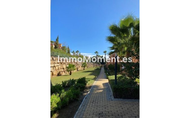 Resale - Apartment - Casares - Casares Centro