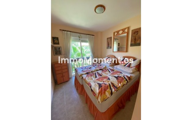 Resale - Apartment - Casares - Casares Centro
