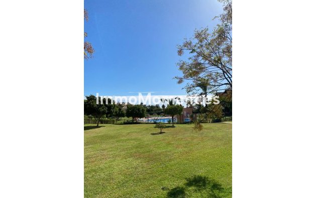 Resale - Apartment - Casares - Casares Centro